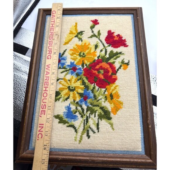 Framed embroidered wild flowers picture 15” x 11” - Picture 5 of 6